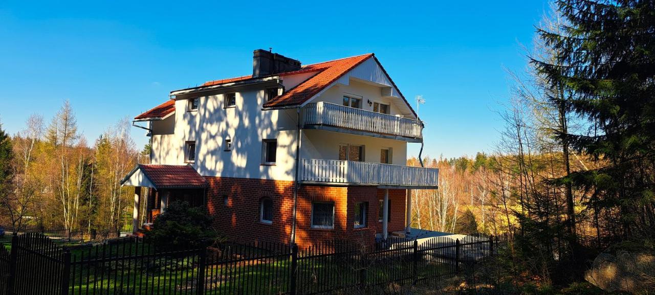 Gorskie Zacisze Bed & Breakfast Боровице Екстериор снимка